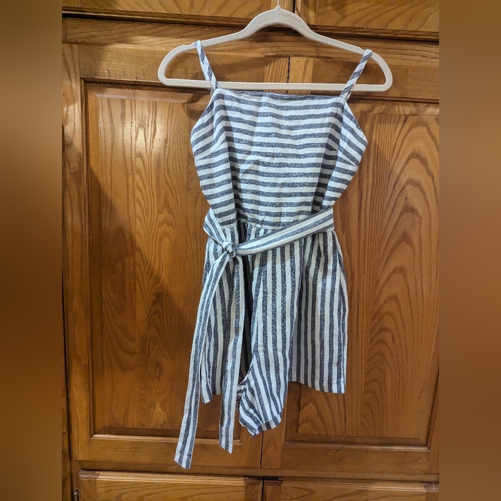 C&C California blue/white striped linen romper size 4